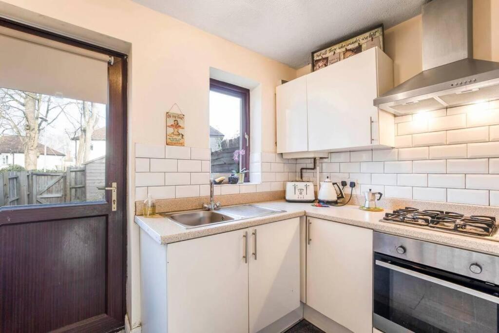 Quiet & Secluded St Albans House 빌라 외부 사진